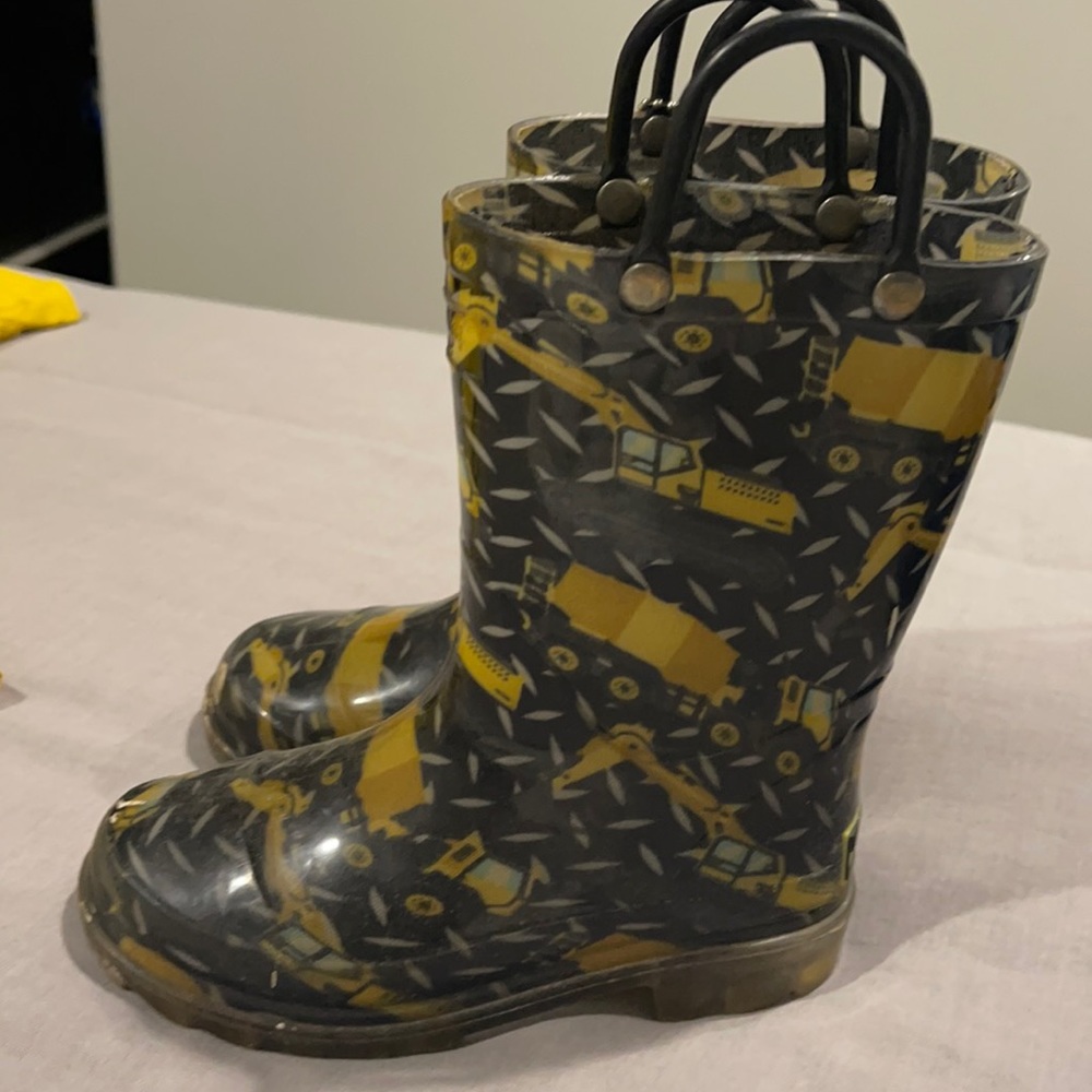LIGHT UP Western chief Rain boots ☔️